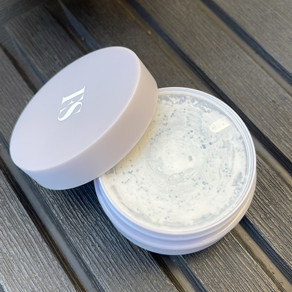 FENTY Skin - Cookies & Clean Detox Face Mask - Picture 8 of 15